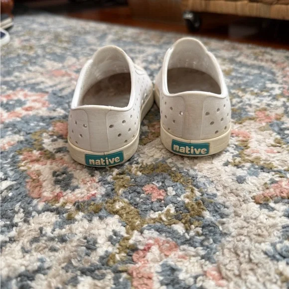 Native Kids White Slip-On Sneakers - Picture 3 of 4